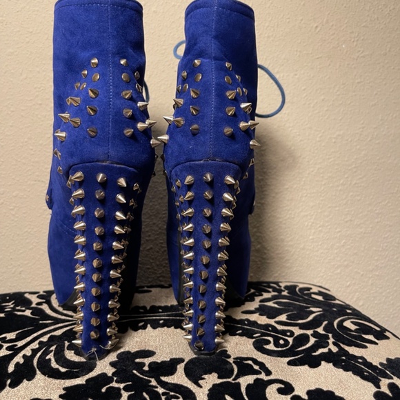 Blue Faux Suede, Platform, Spiked Chunk Heel, Lace-up, Gaga, Ankle Boots - Picture 6 of 12